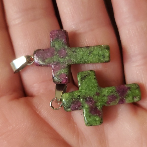 New 2pc Ruby in Zoisite Cross Pendants. - Picture 8 of 10